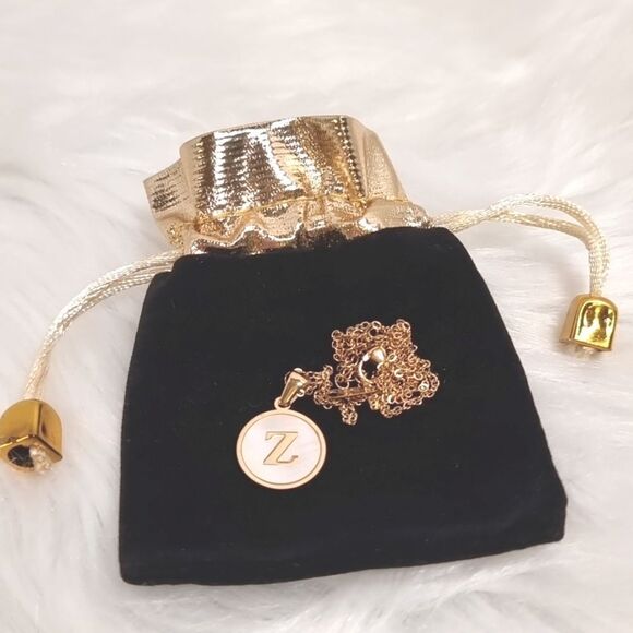 SHELL INITIAL PENDANT NECKLACE stainless steel gold plated Y or Z - Picture 2 of 10